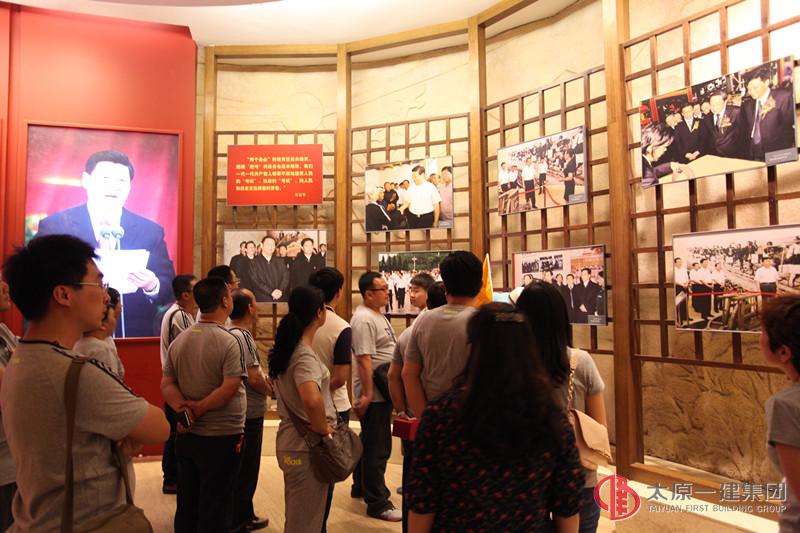 项管处组织党员和团员青年赴西柏坡参观学习