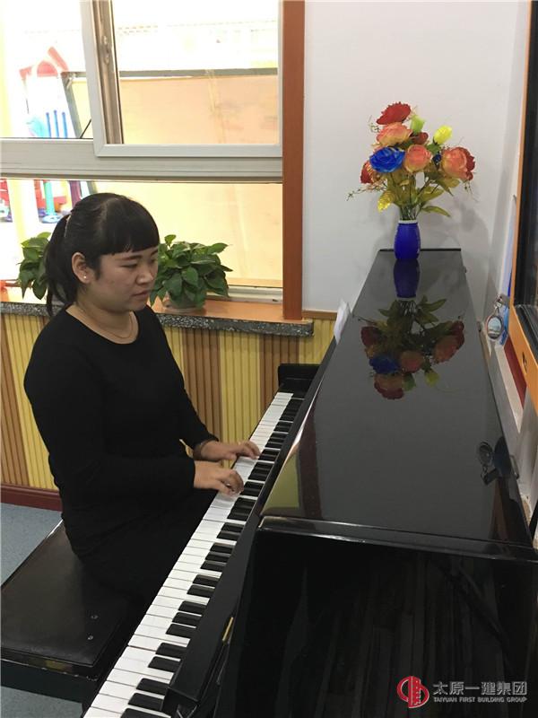 修养滋润美丽 智慧润泽心灵