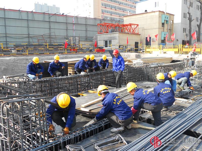 推进劳务标准化建设  促进施工生产起步