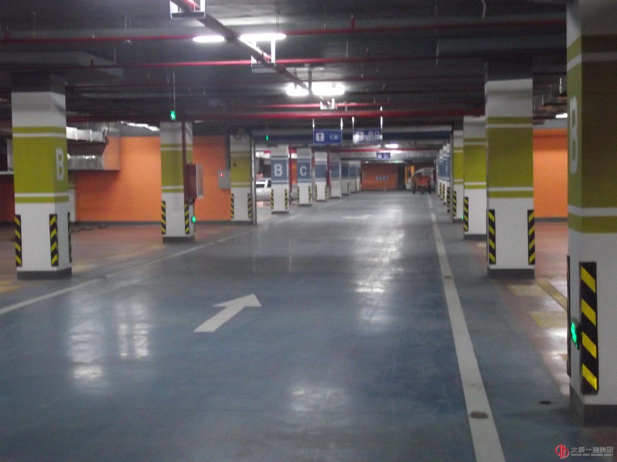 第一工程处滨河西路住宅项目通过竣工验收